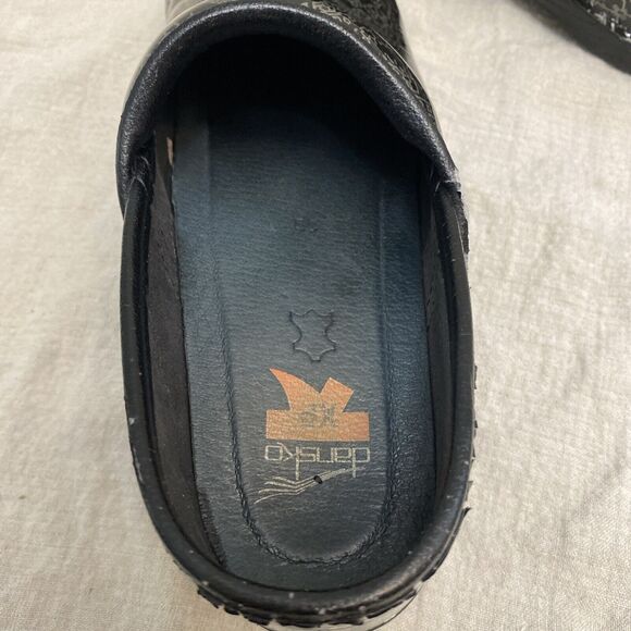 Dansko Women's Professional Metallic Floral Clog Size 39 Nursing US 8.5-9 - Picture 8 of 16